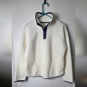 St. John's Bay white and blue Fleece Pullover